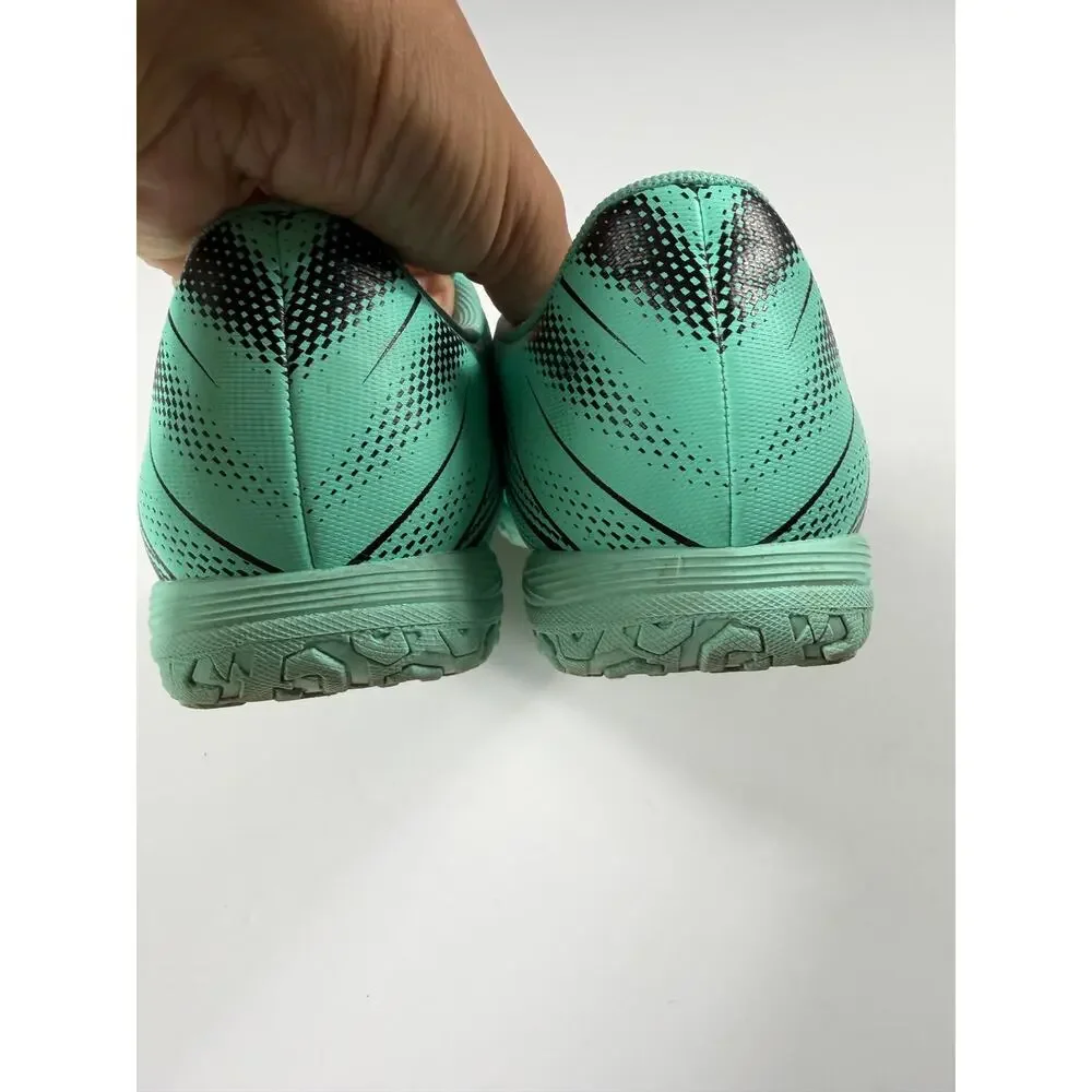 Puma Attacanto IT Jr Indoor Soccer Shoes Electric Peppermint Size 5.5 kids